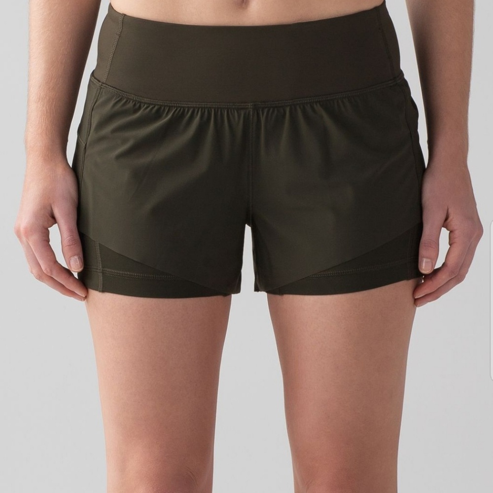 Lululemon Layered Short Olive Green Size 4